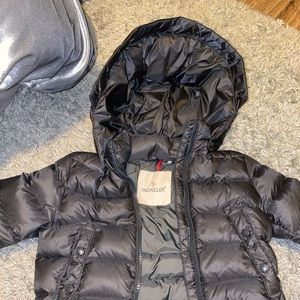 Kids Moncler Puffer AUTHENTIC